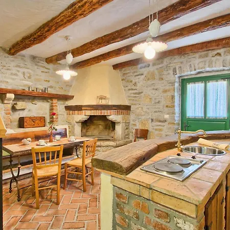 Denis Holiday home Buzet