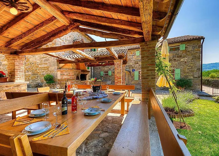 Denis Semesterbostad *